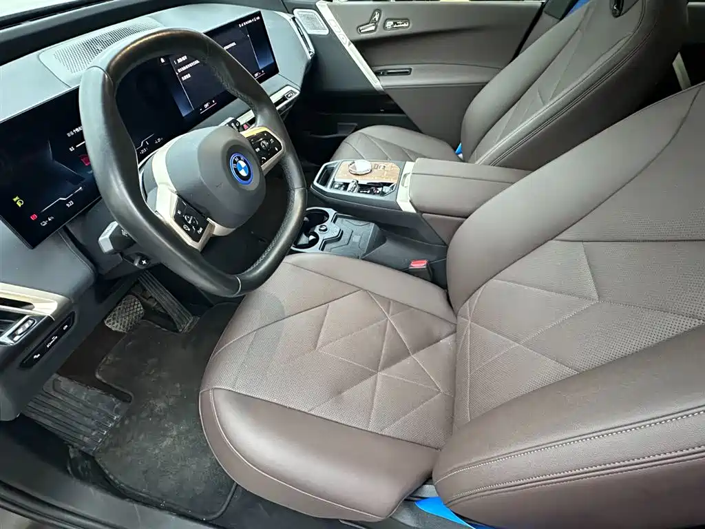 BMW iX — миниатюра 8