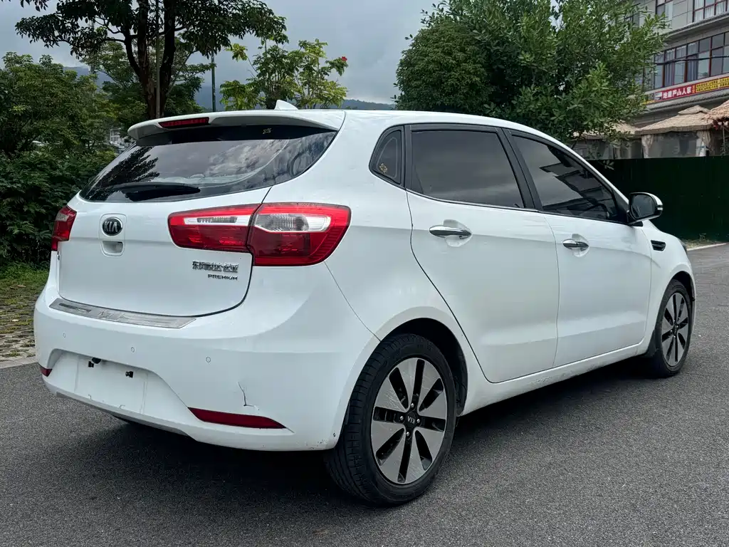 Kia K2 — миниатюра 6