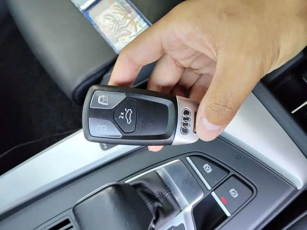 Audi A4L — миниатюра 9