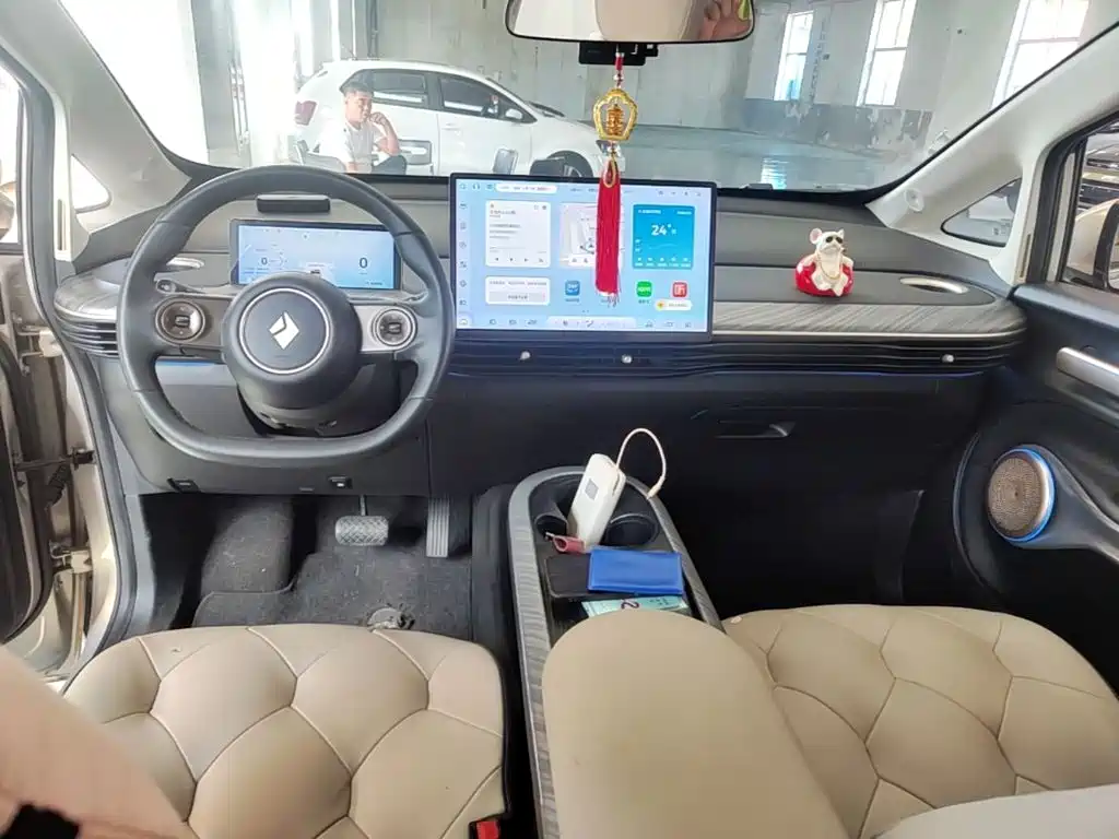Baojun Yunduo — миниатюра 10