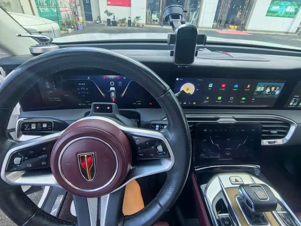 Hongqi Hongqi E-HS9 — миниатюра 12