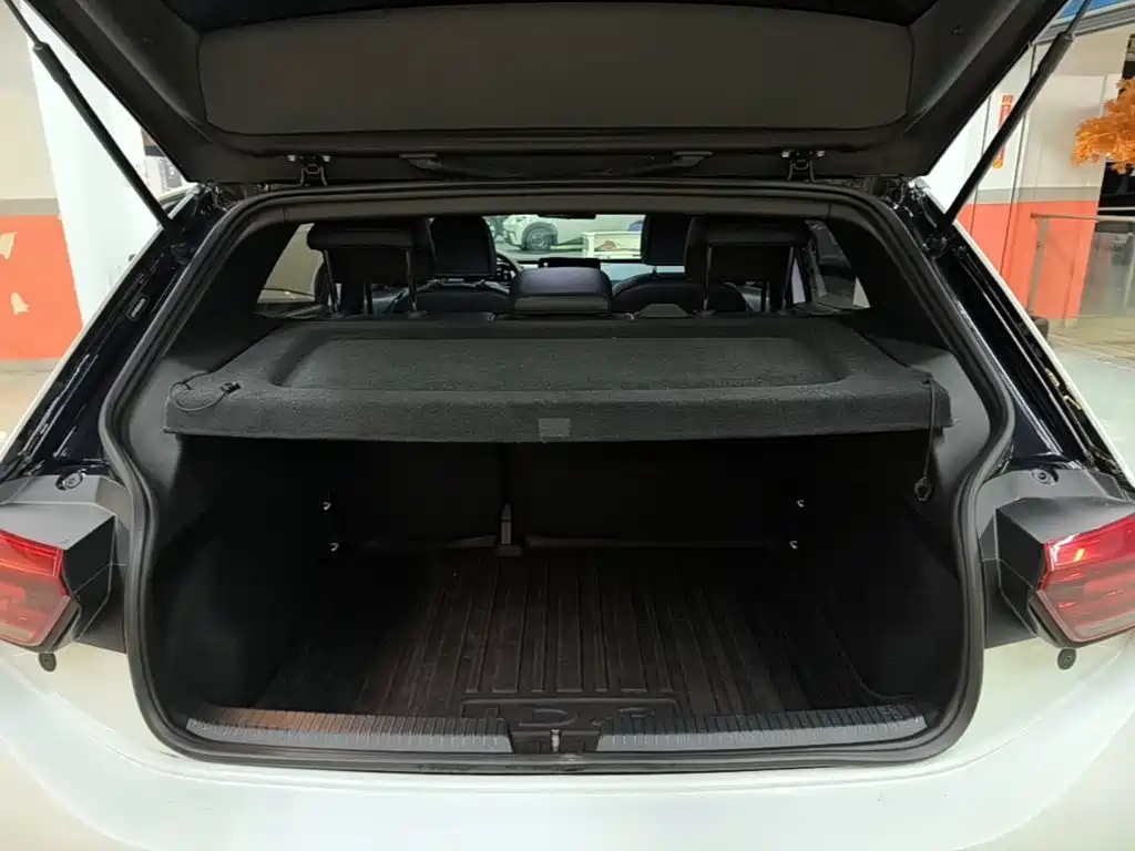 Volkswagen ID.3 — миниатюра 19