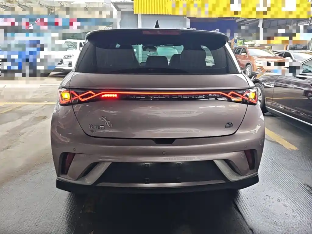 BYD Dolphin — миниатюра 6