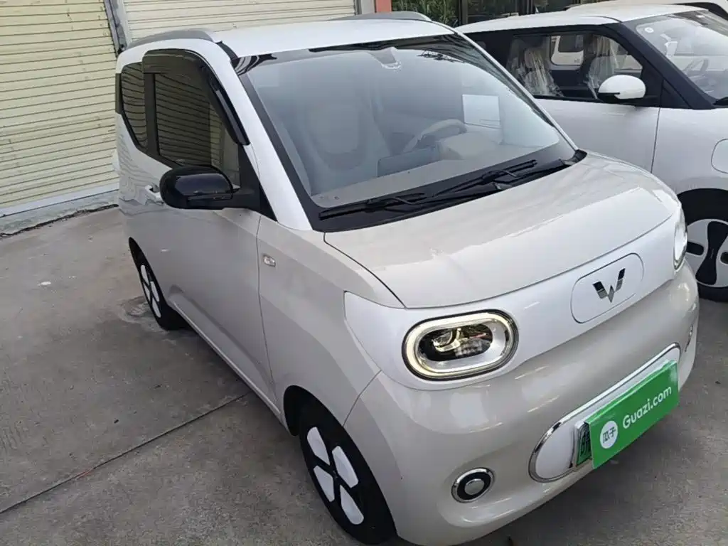 Wuling MINIEV — миниатюра 4