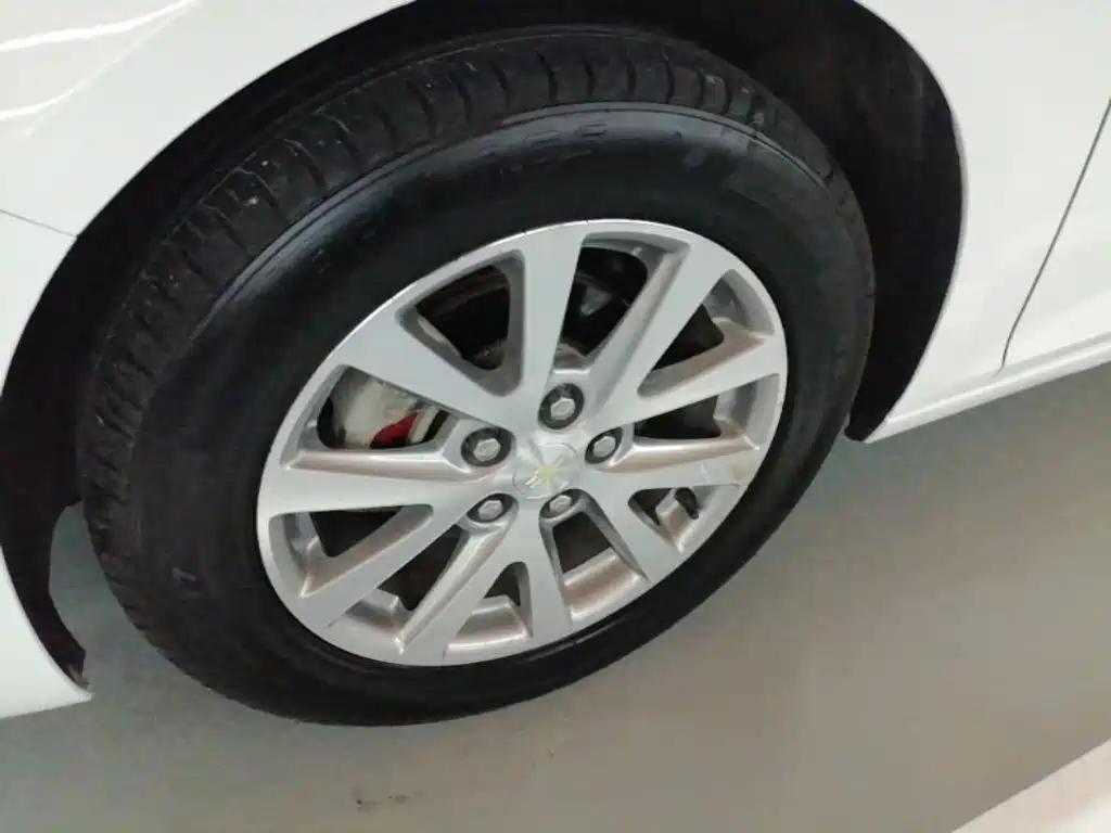 Chevrolet Malibu — миниатюра 23
