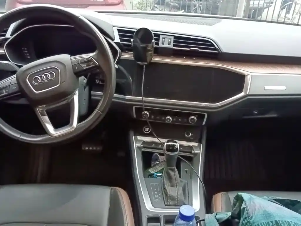 Audi Q3 — миниатюра 10