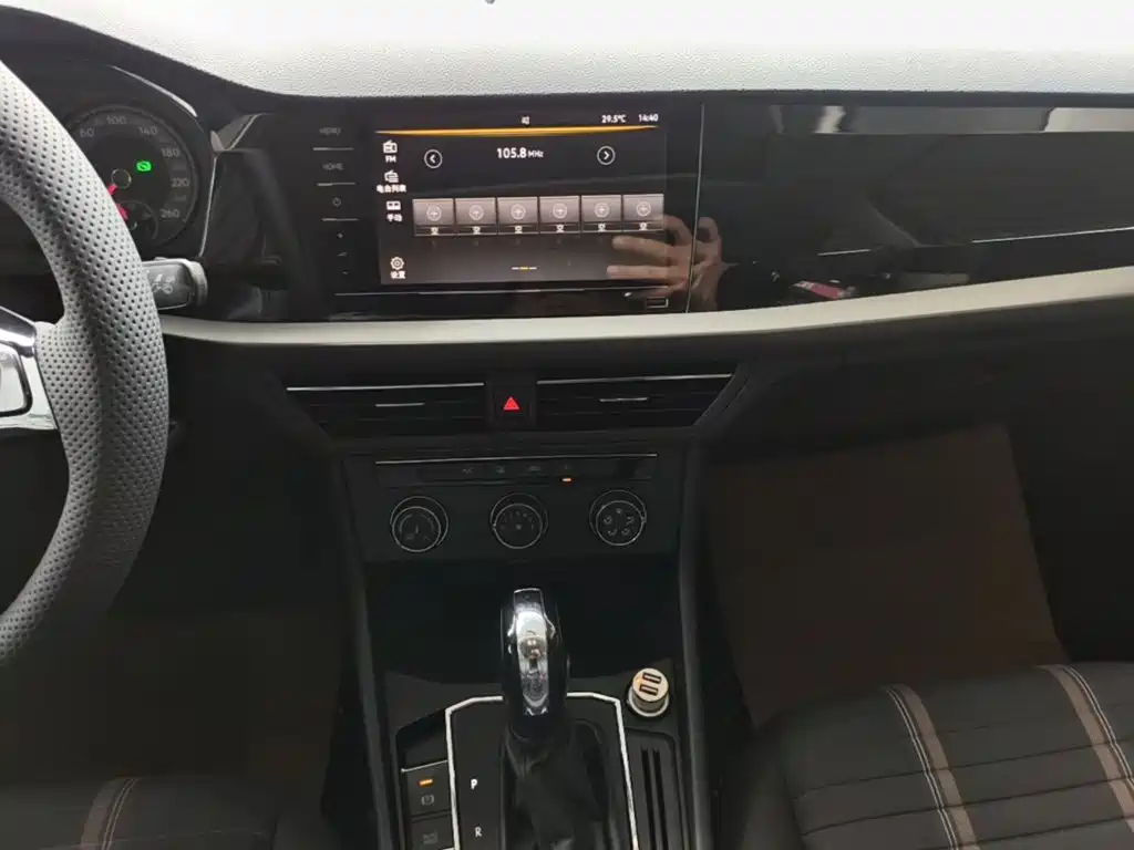 Volkswagen Lavida — миниатюра 13