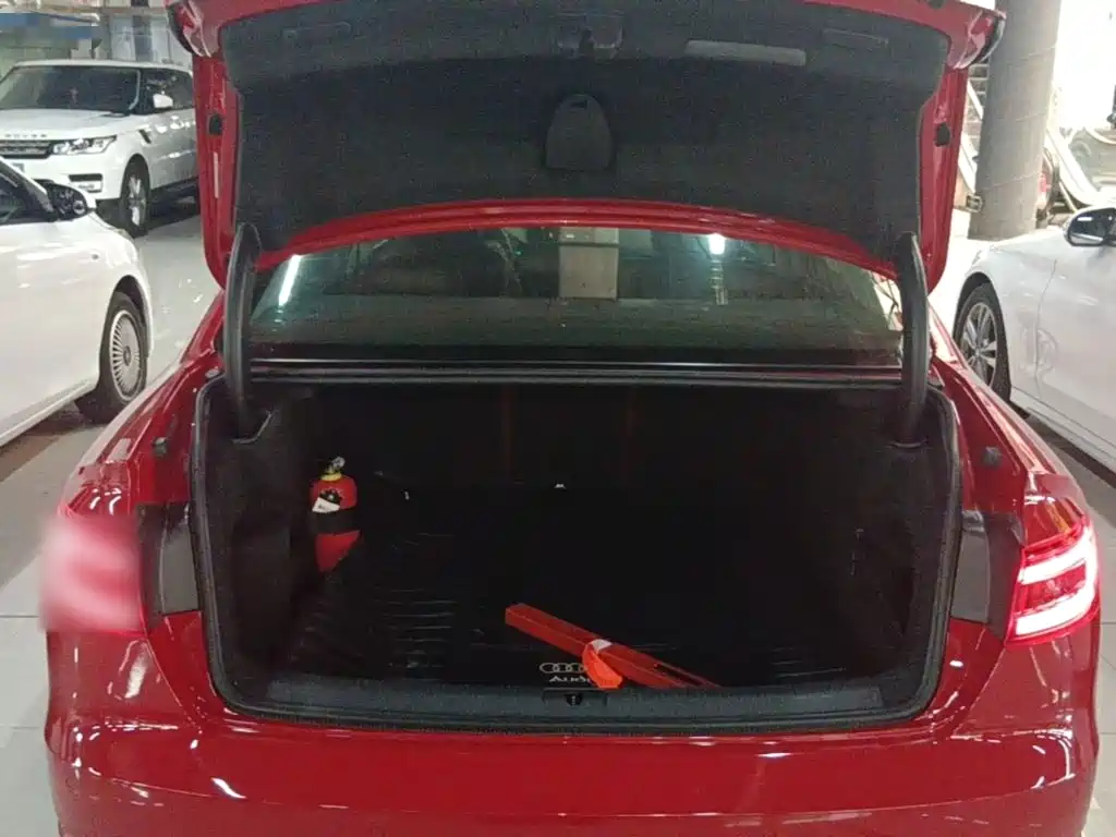 Audi A4L — миниатюра 19