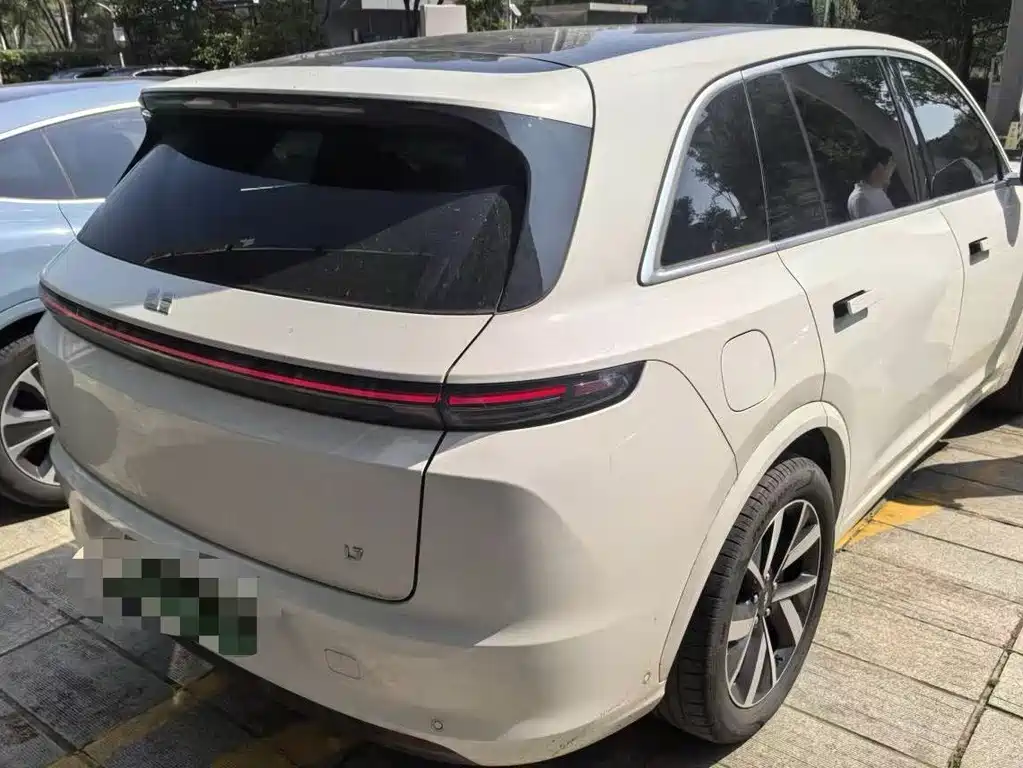 Li Auto Li L7 — миниатюра 2