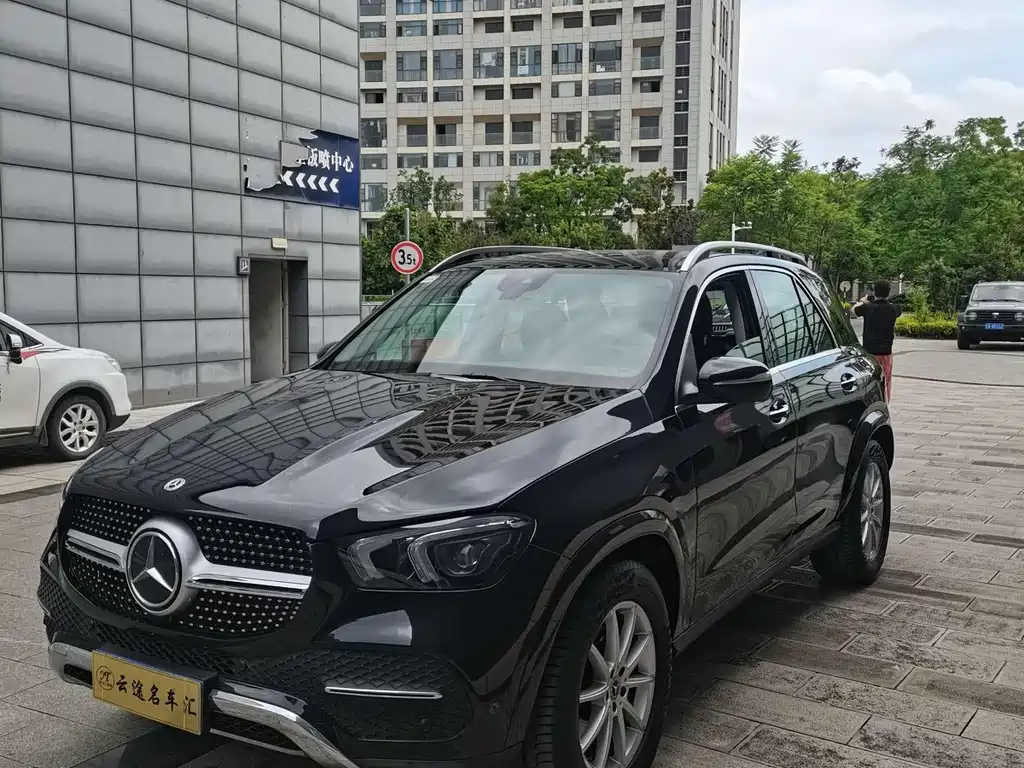 Mercedes-Benz GLE 2021