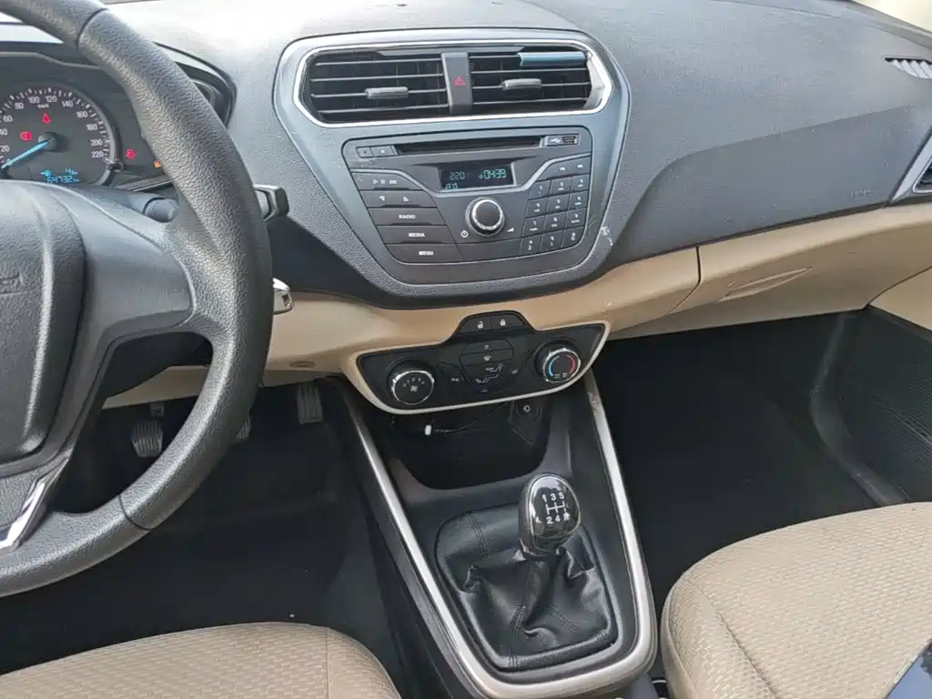 Ford Escort — миниатюра 13