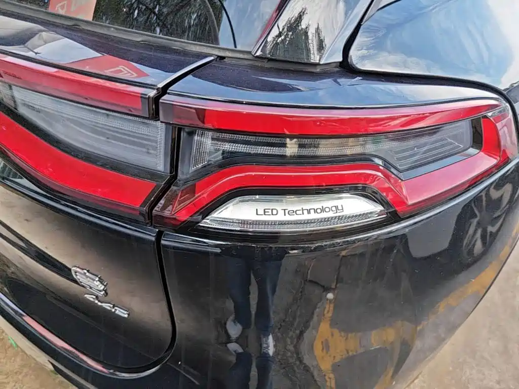 BYD Tang New Energy — миниатюра 8
