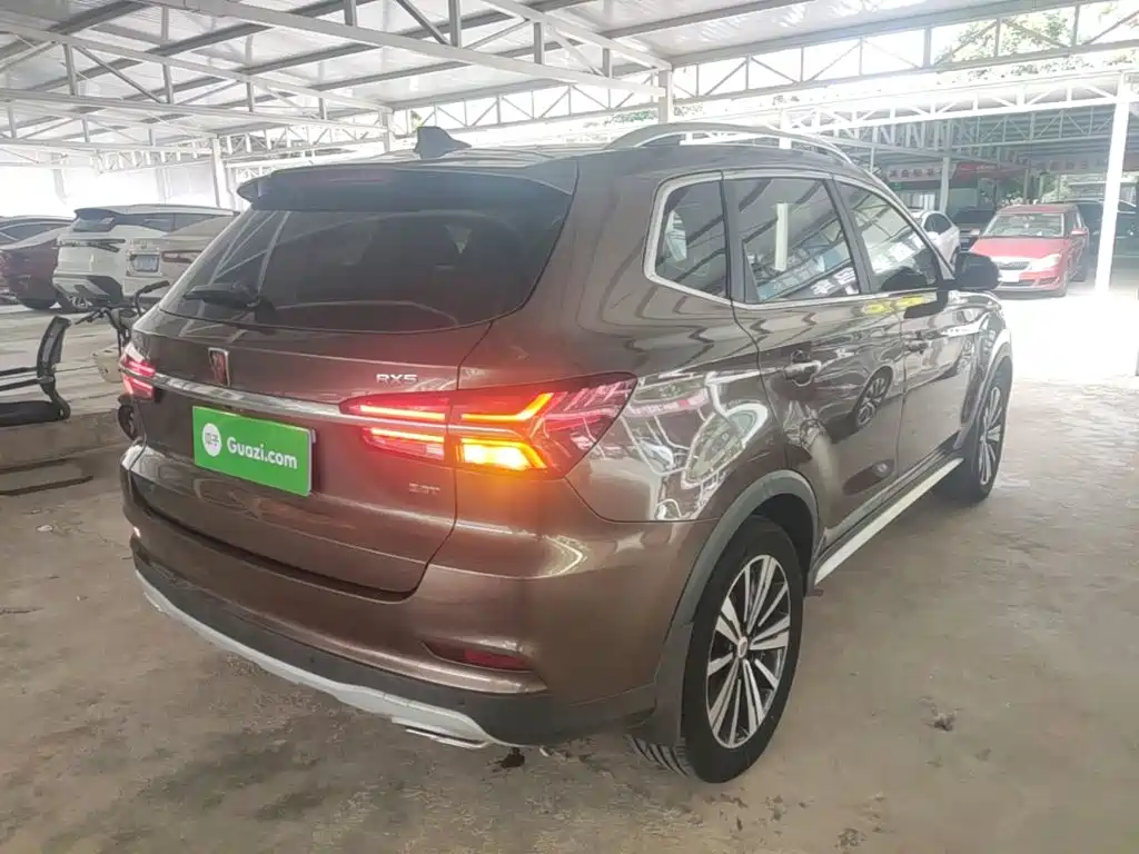 Roewe RX5 — миниатюра 7
