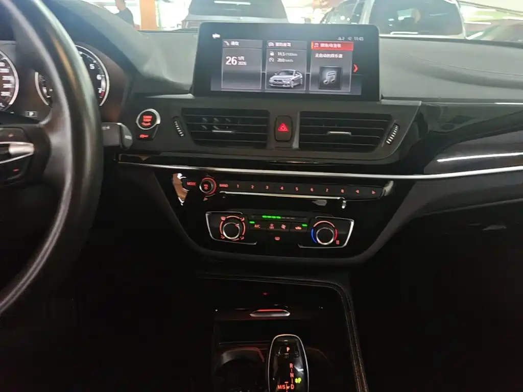 BMW 1 Series — миниатюра 13