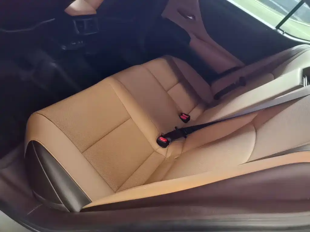 Lexus ES — миниатюра 17