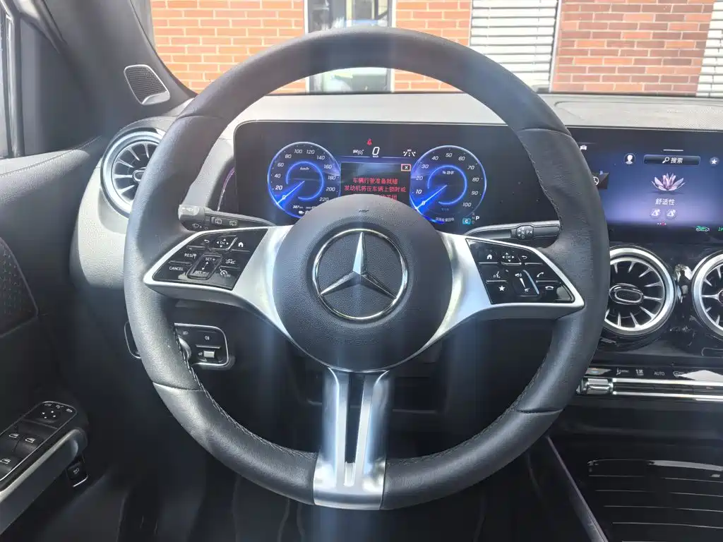 Mercedes-Benz EQB — миниатюра 20