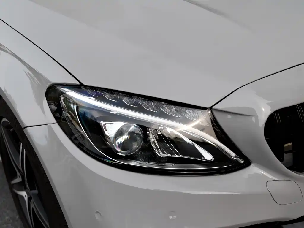 Mercedes-Benz C-Class (Import) — миниатюра 7