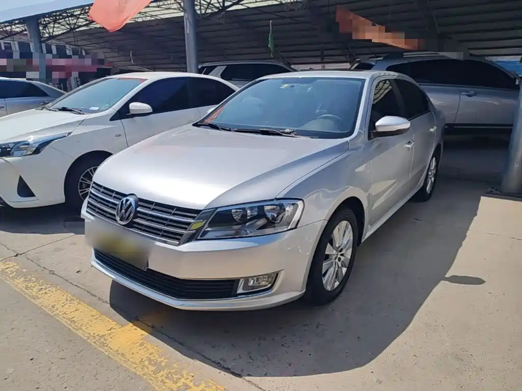 Volkswagen Lavida 2013 1.6L MT Comfort