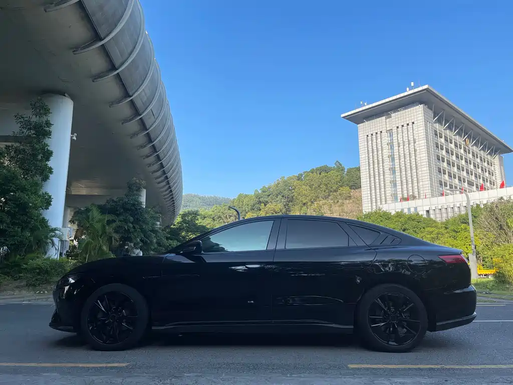 BYD Han — миниатюра 4