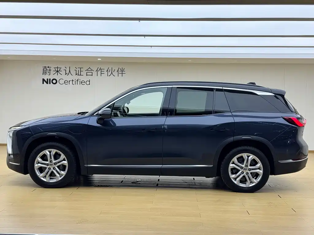 NIO ES8 — миниатюра 5
