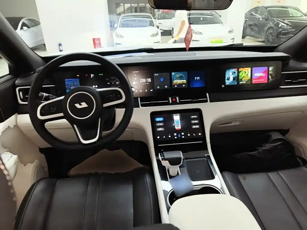 Li Auto Li ONE — миниатюра 10