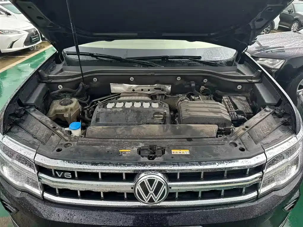 VOLKSWAGEN TOURANG