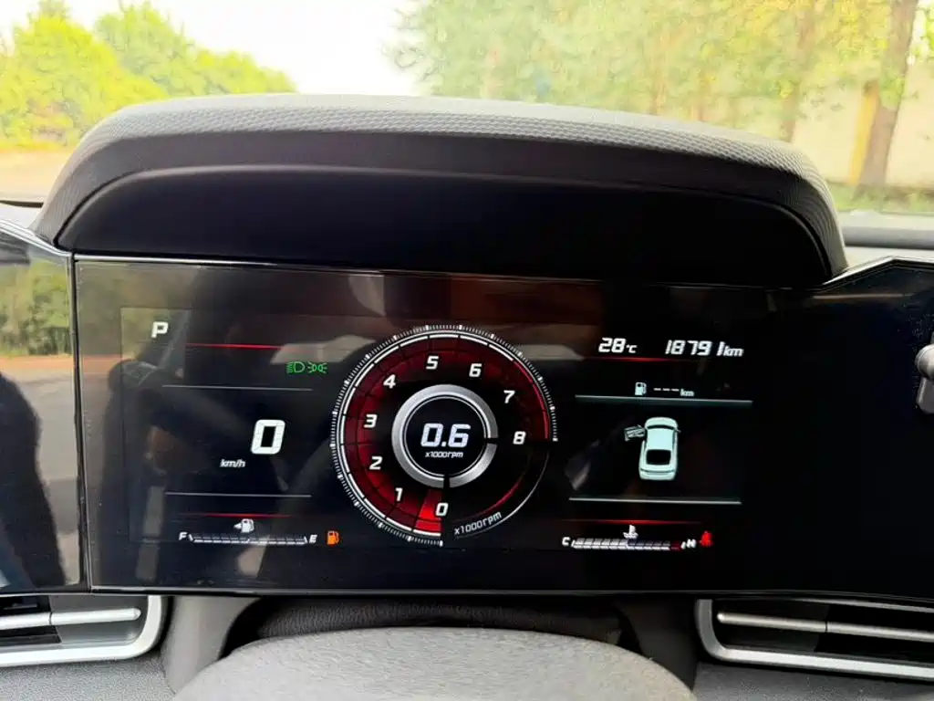 Hyundai Elantra — миниатюра 7