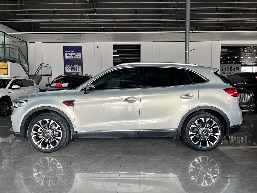 Hongqi Hongqi HS5 — миниатюра 3