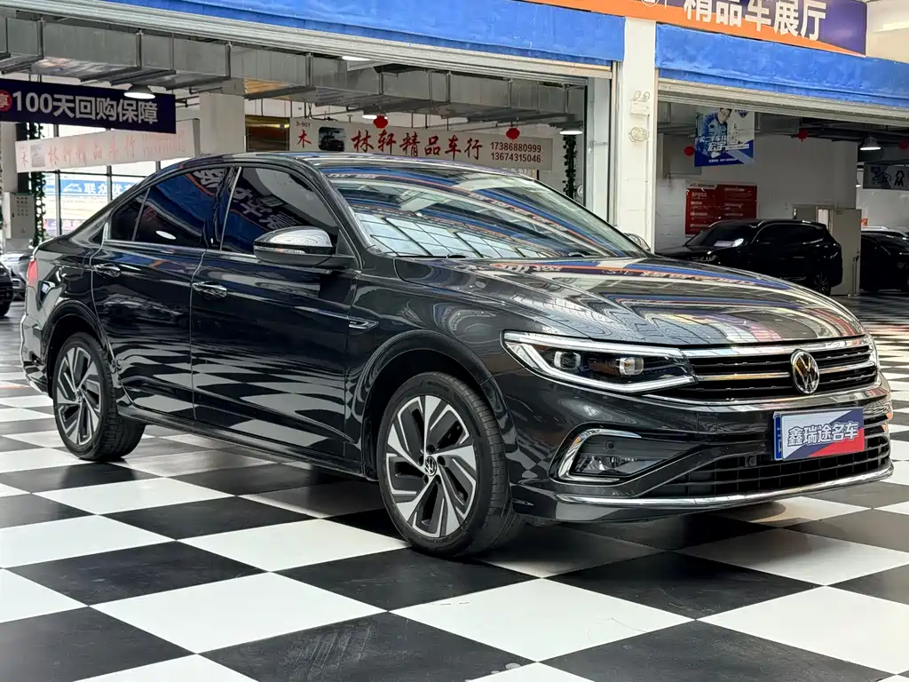 Volkswagen Bora — миниатюра 2