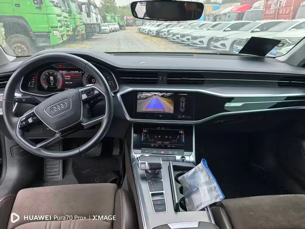 Audi A7L — миниатюра 7