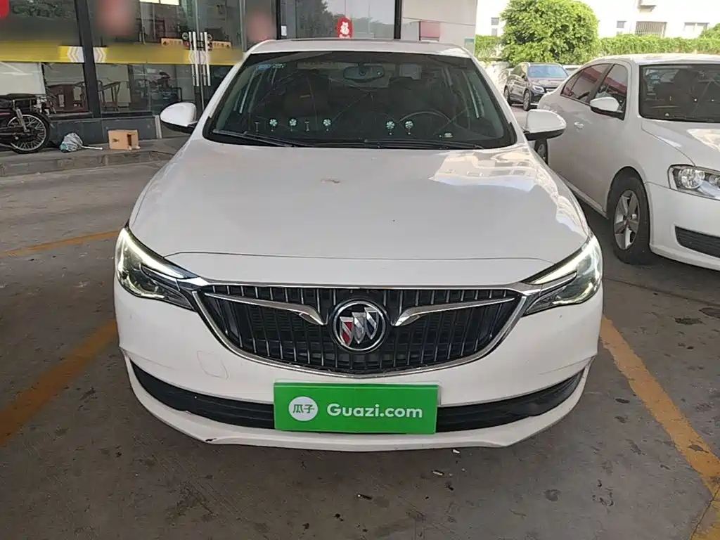 Buick Excelle — миниатюра 3