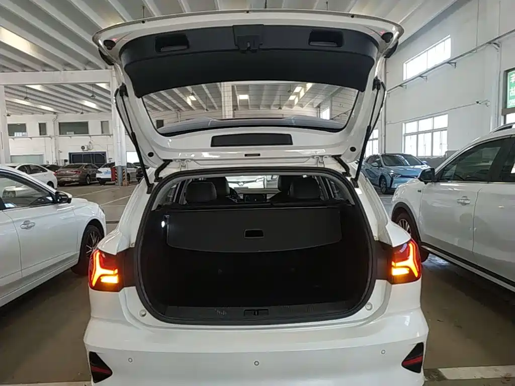 Roewe Ei5 — миниатюра 19