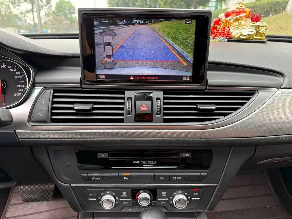 Audi A6L — миниатюра 10