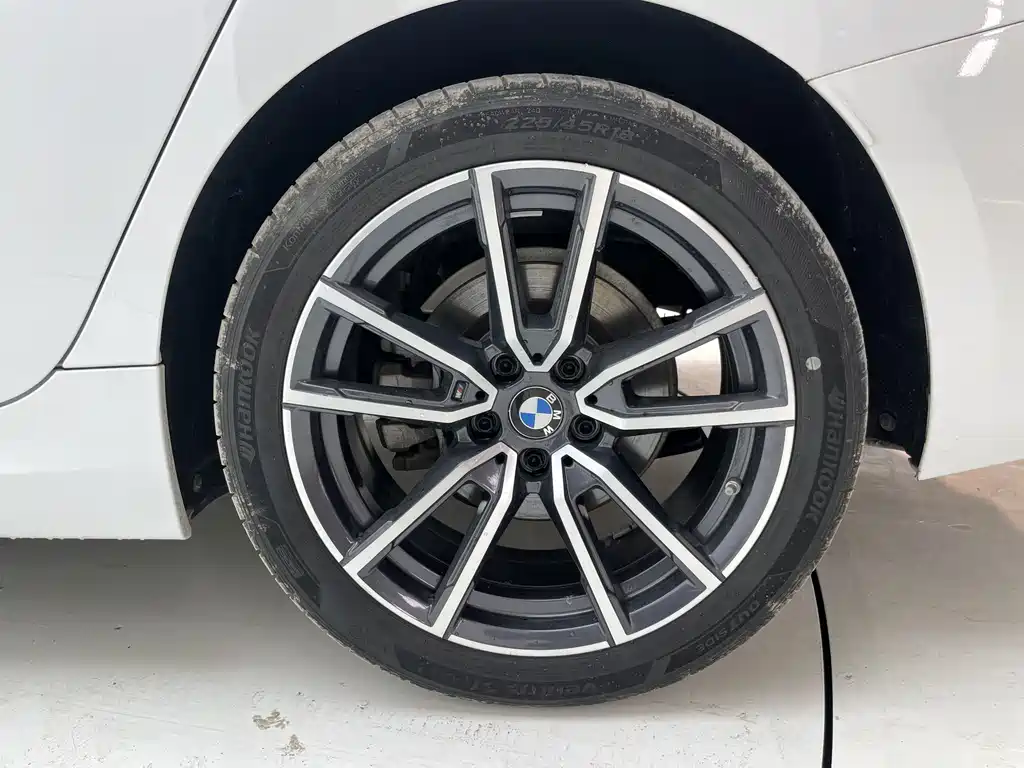 BMW 3 Series — миниатюра 30