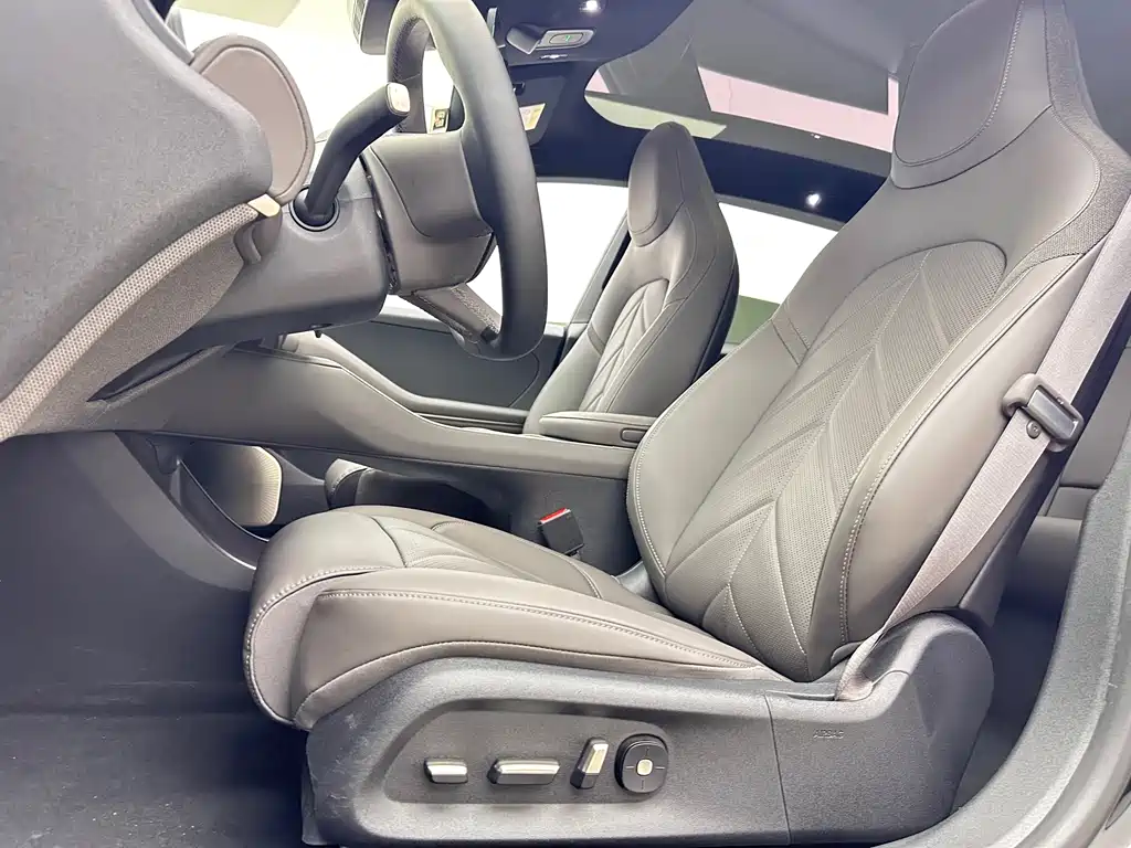 NIO ET5T 2025 75kWh Touring