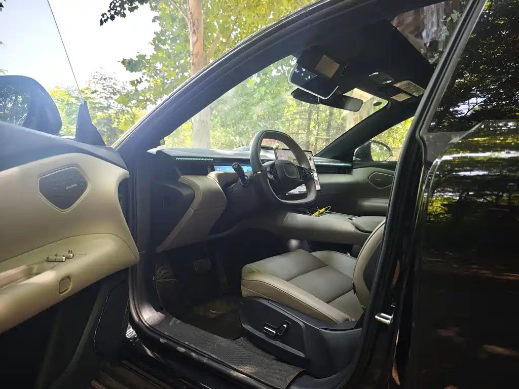 Lynk & Co Z10 2024 95kWh 806km Smart Drive Max