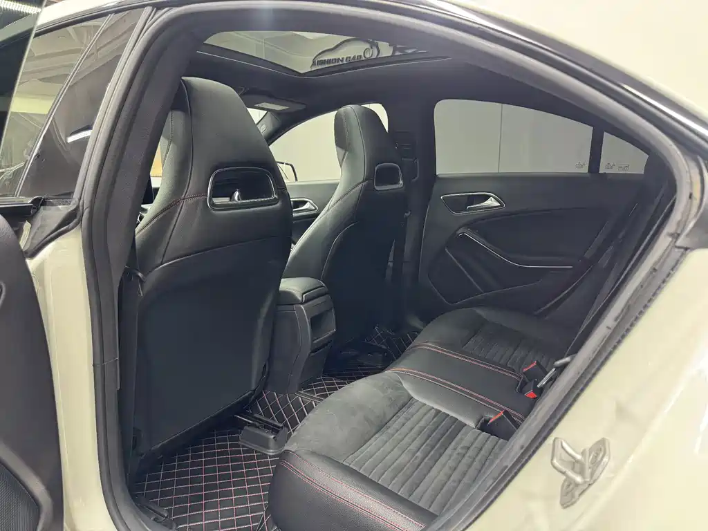 Mercedes-Benz CLA (Import) — миниатюра 12