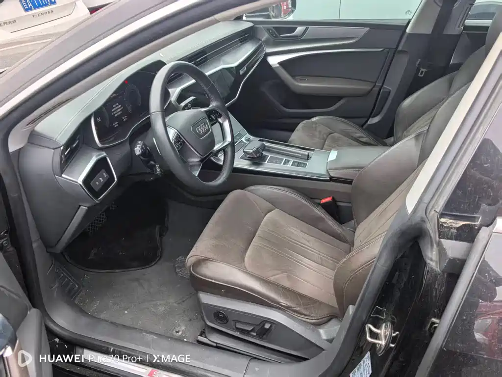Audi A7L — миниатюра 9
