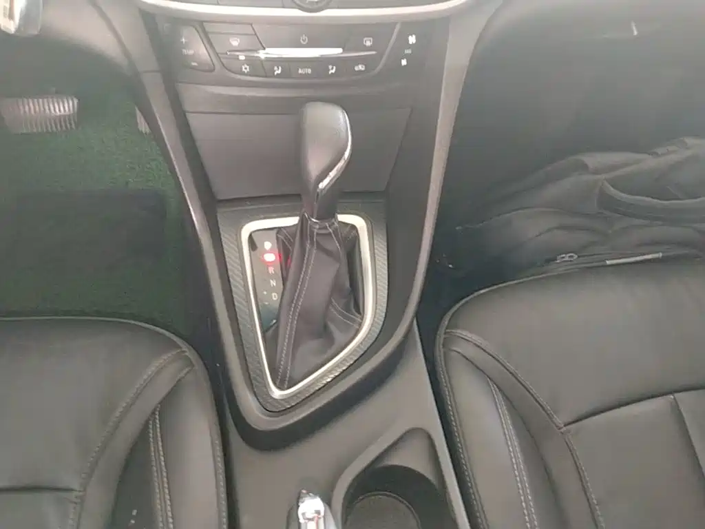 Buick Excelle — миниатюра 14