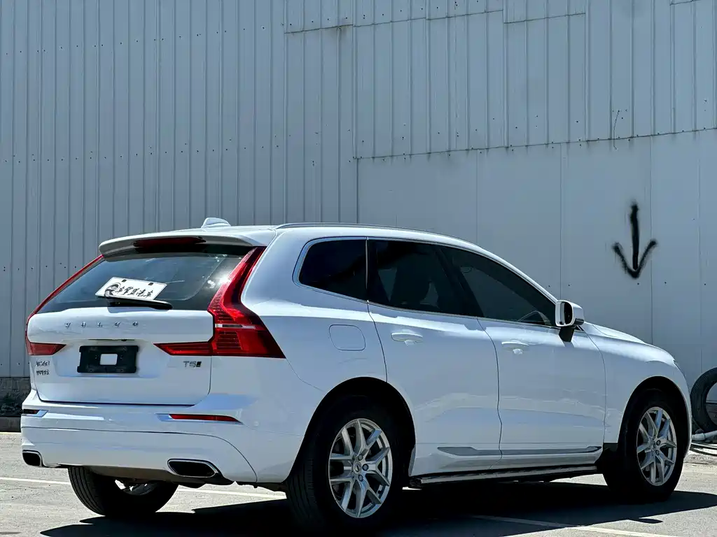 Volvo XC60 2021 T5 Luxury