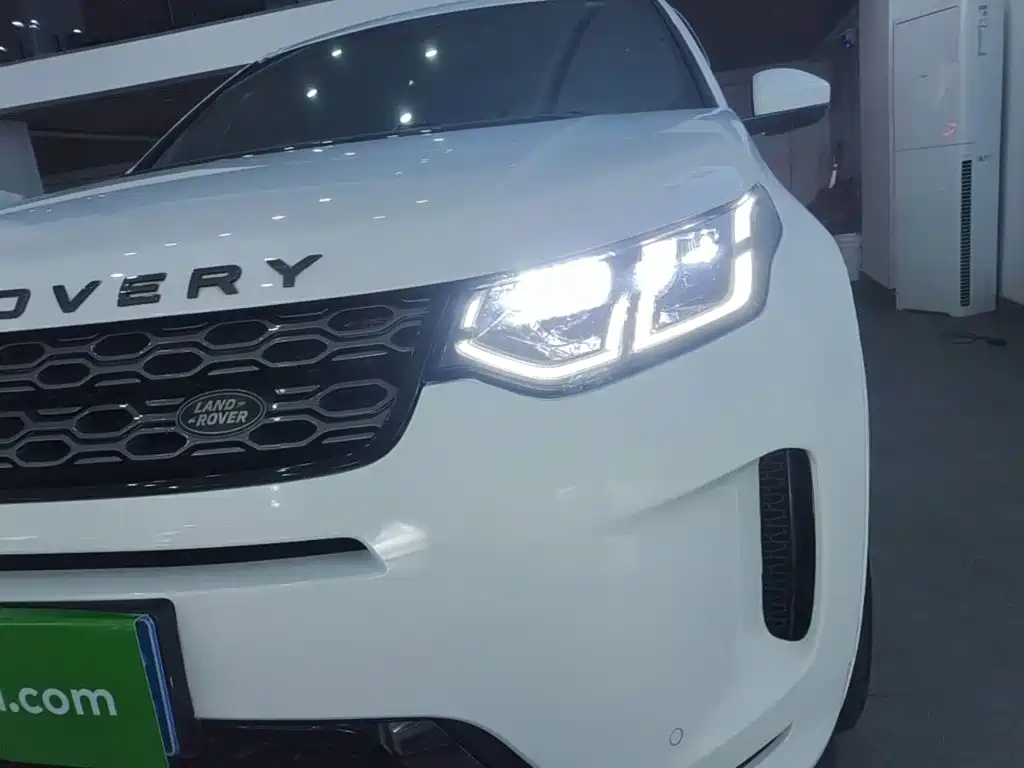 Land Rover Discovery Sport — миниатюра 24