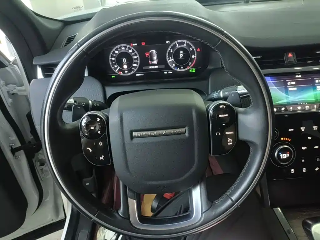 Land Rover Discovery Sport — миниатюра 11