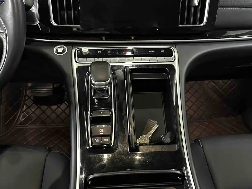GAC M8 2023 390T Premium