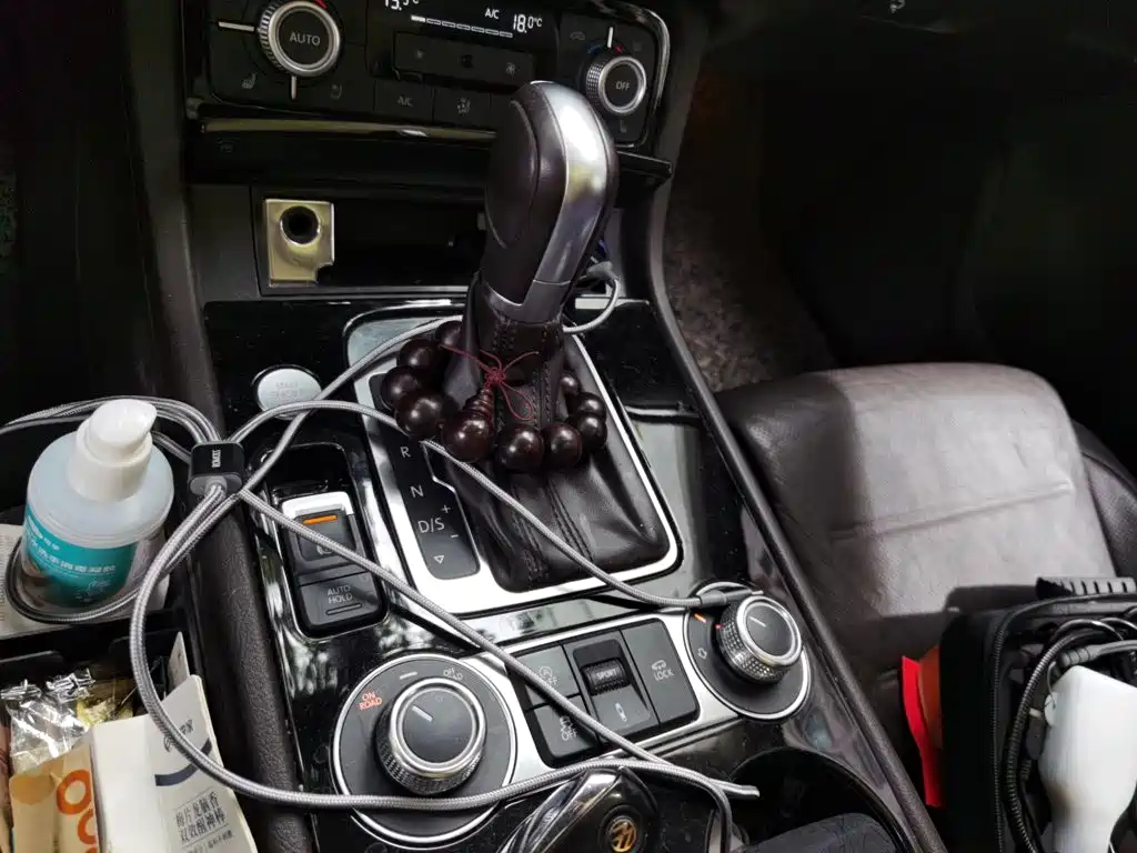 Volkswagen Touareg — миниатюра 10