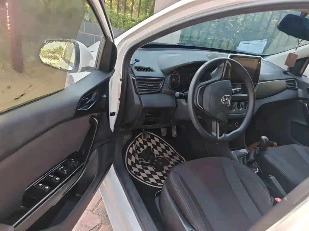 Baojun 310 — миниатюра 16