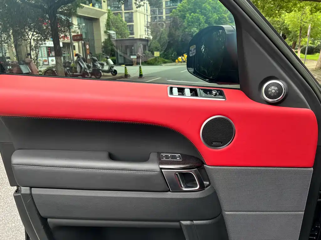 Land Rover Sport — миниатюра 14