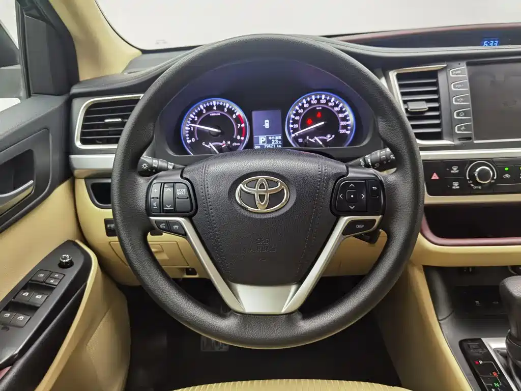 Toyota Highlander — миниатюра 11