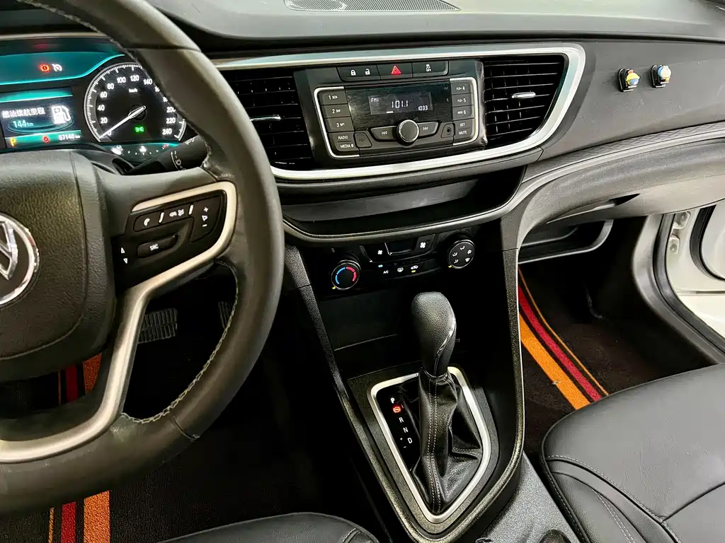 Buick Excelle — миниатюра 12