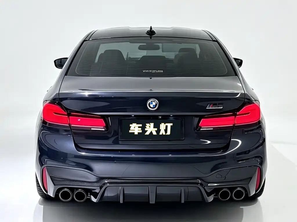 BMW M5 — миниатюра 8