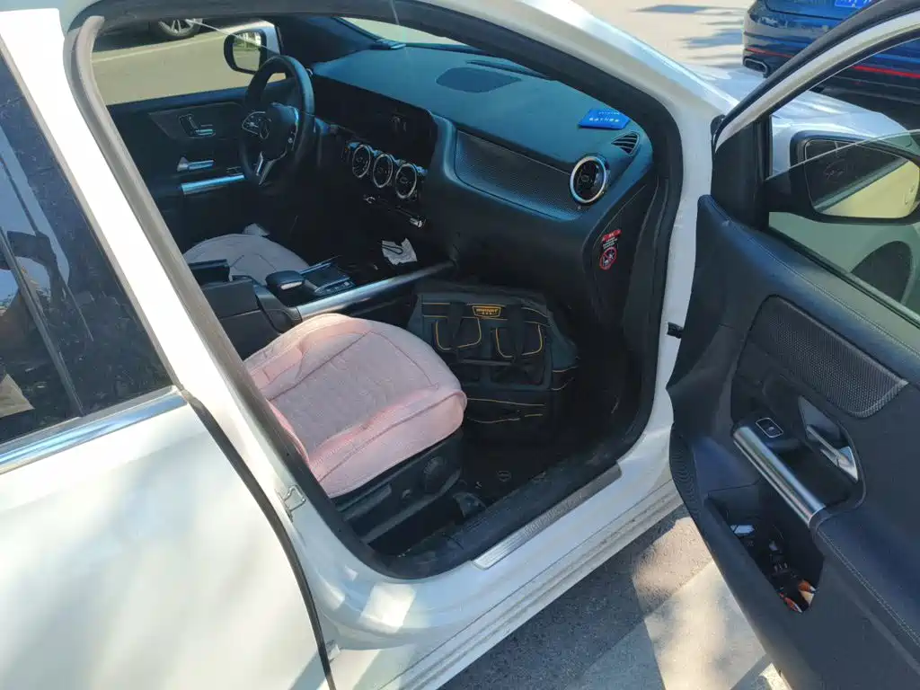 Mercedes-Benz B-Class — миниатюра 19